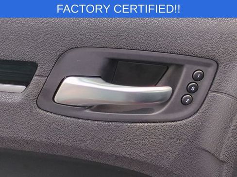 Certified 2023 Chrysler 300 S w/ Comfort Group RWD image 13