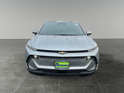 New 2026 Chevrolet Equinox EV LT w/ Comfort Package image 2