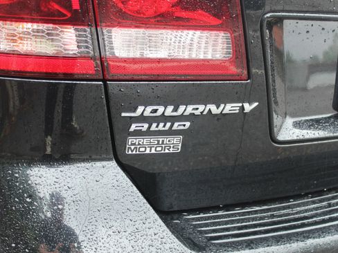 Used 2016 Dodge Journey Crossroad w/ Popular Equipment Group AWD/4WD image 40