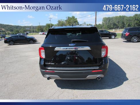 Used 2024 Ford Explorer Limited image 12