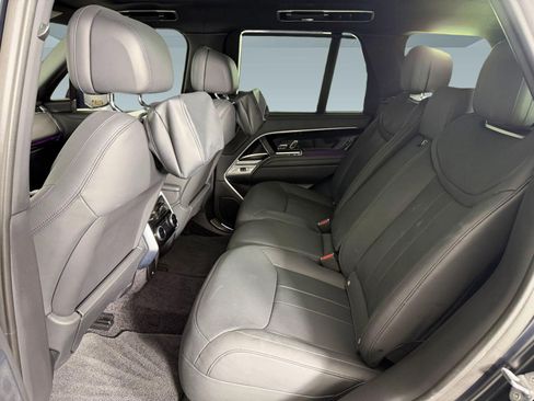 Certified 2023 Land Rover Range Rover Autobiography image 13