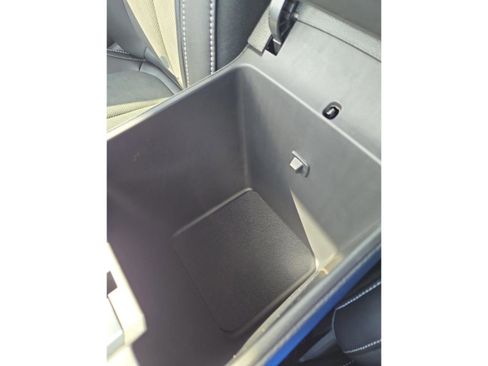 New 2025 Jeep Grand Cherokee Altitude image 24