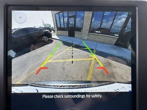 Used 2021 Ford Edge Titanium image 18