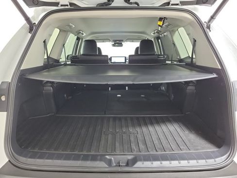 Used 2025 Toyota Grand Highlander FWD image 10