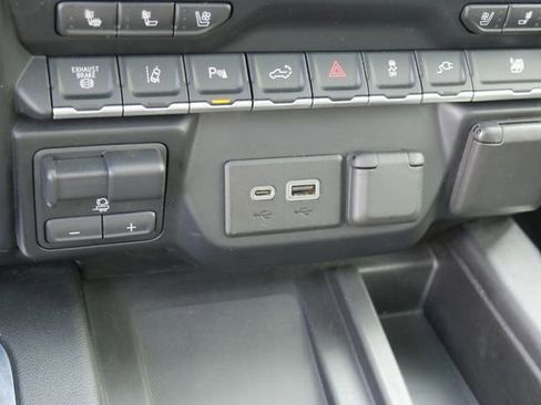 Used 2020 Chevrolet Silverado 2500 LTZ w/ LTZ Premium Package image 23