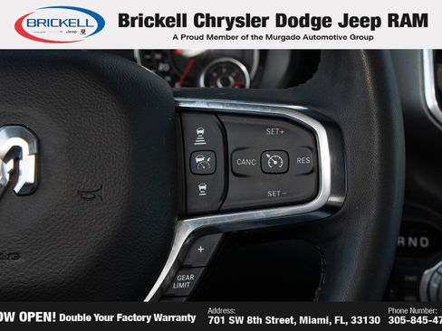Used 2025 RAM 1500 Laramie AWD/4WD image 31