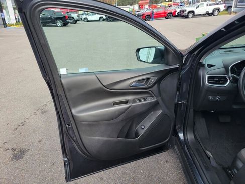 Used 2022 Chevrolet Equinox LT image 11