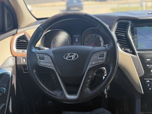 Used 2014 Hyundai Santa Fe Sport w/ Popular Equipment Package 02 FWD image 17