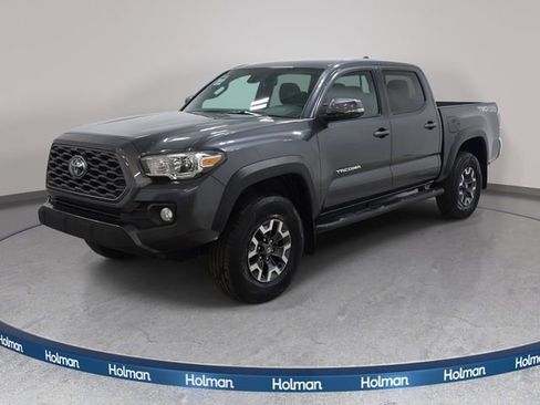 Certified 2022 Toyota Tacoma TRD Off-Road AWD/4WD image 1
