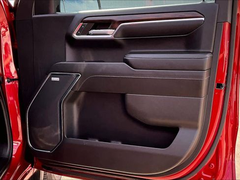 Certified 2024 GMC Sierra 1500 SLT image 22