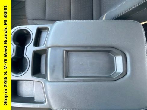 Used 2023 Chevrolet Silverado 1500 LT AWD/4WD image 28