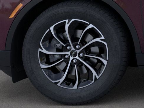 New 2025 Lincoln Nautilus Premier image 19