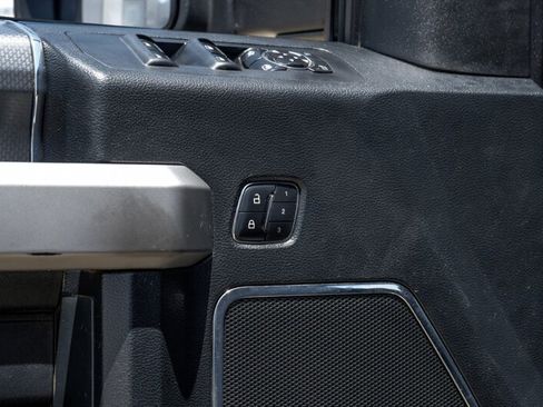 Used 2015 Ford F150 Lariat w/ Equipment Group 502A Luxury image 40