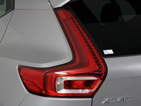 Certified 2026 Volvo XC40 B5 Ultra w/ Climate Package AWD/4WD image 18