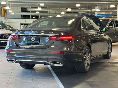Certified 2022 Mercedes-Benz E 350 4MATIC Sedan image 3