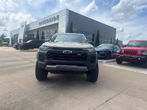 Used 2023 Chevrolet Colorado Trail Boss w/ LPO, Skid Plate Package AWD/4WD image 2