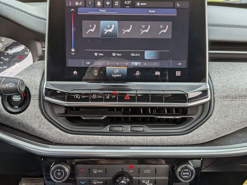 Certified 2024 Jeep Compass Latitude w/ Sun and Sound Group image 26