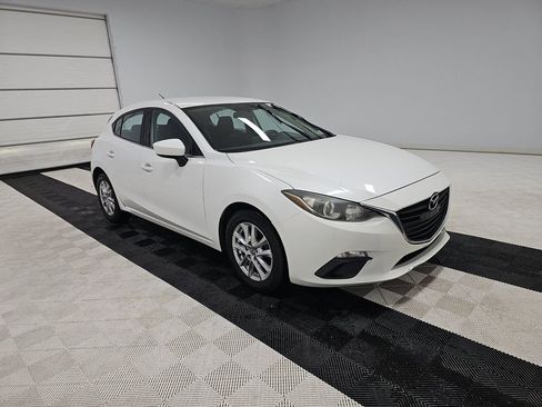 Used 2016 MAZDA MAZDA3 i Sport w/ Preferred Equipment Package image 2