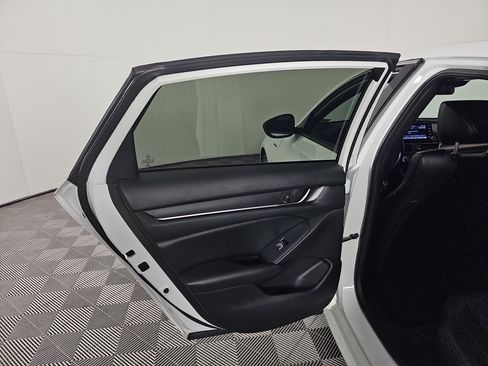 Certified 2022 Honda Accord Sport image 17