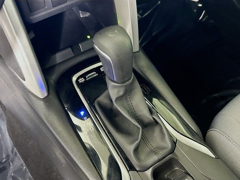 Used 2024 Toyota Corolla Cross AWD Hybrid image 21