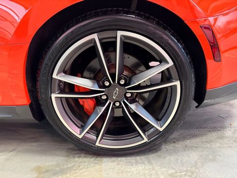 Used 2018 Chevrolet Camaro SS w/ Hot Wheels Edition image 27