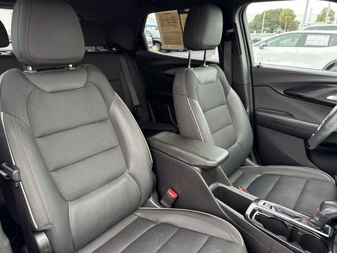 Certified 2022 Chevrolet TrailBlazer RS w/ Driver Confidence Package image 31