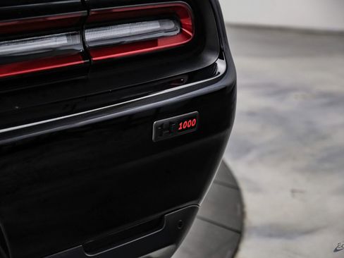 Used 2022 Dodge Challenger SRT Hellcat RWD image 19