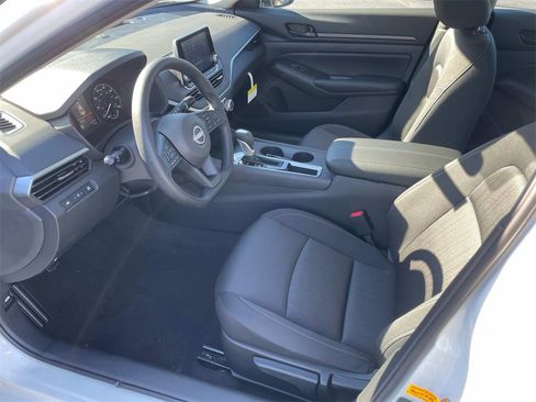 New 2025 Nissan Altima 2.5 S image 13