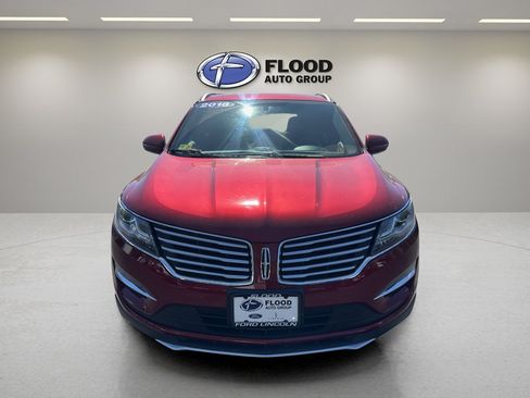 Used 2018 Lincoln MKC Reserve AWD/4WD image 2