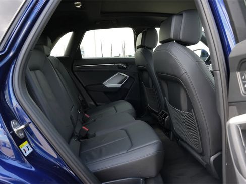 Used 2025 Audi Q3 2.0T Premium image 22