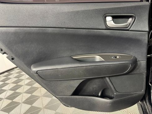 Used 2019 Kia Optima S FWD image 40