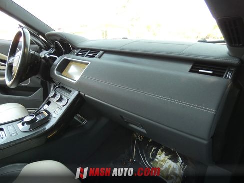 Used 2019 Land Rover Range Rover Evoque SE Dynamic AWD/4WD image 35
