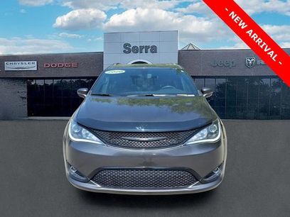 Used 2020 Chrysler Pacifica Limited w/ S Appearance Package