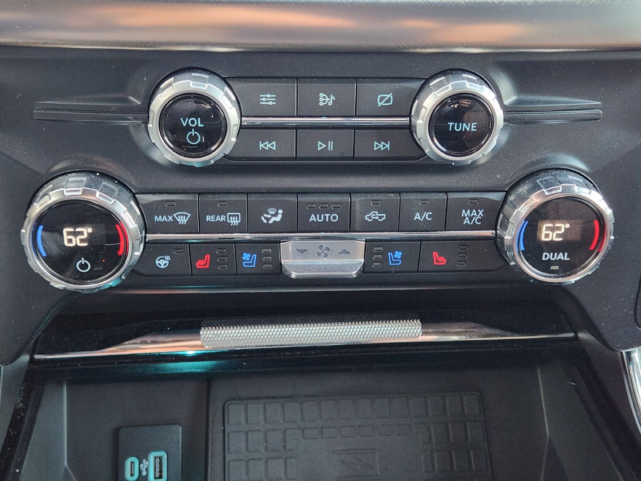 Used 2021 Ford F150 King Ranch w/ Equipment Group 601A High AWD/4WD image 18