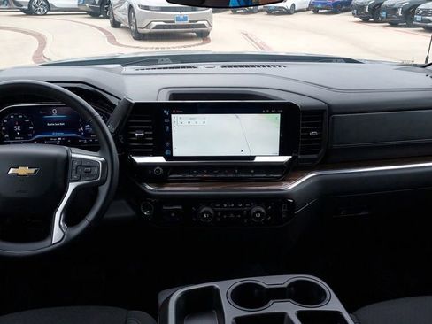 Used 2025 Chevrolet Silverado 1500 LT image 22
