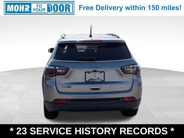 Used 2019 Jeep Compass Latitude FWD image 4