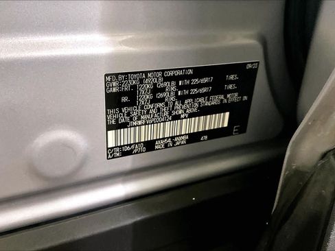 Used 2023 Toyota RAV4 XLE w/ Convenience Package AWD/4WD image 34