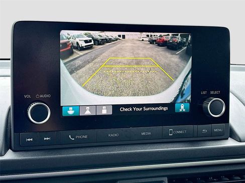 Certified 2025 Honda Pilot Sport image 15