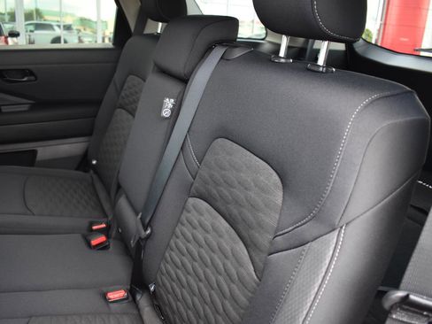 New 2026 Nissan Pathfinder SV image 41