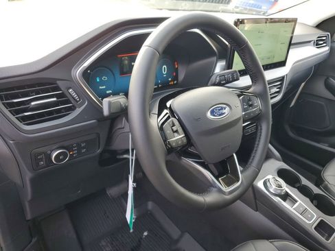 New 2026 Ford Escape SE w/ PHEV Premium Package image 13
