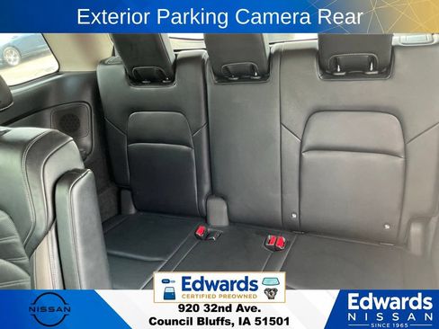 Used 2022 Nissan Pathfinder Platinum w/ Lighting Package (N93) AWD/4WD image 16