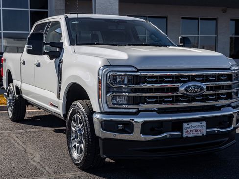 New 2025 Ford F350 Lariat w/ Lariat Ultimate Package image 3