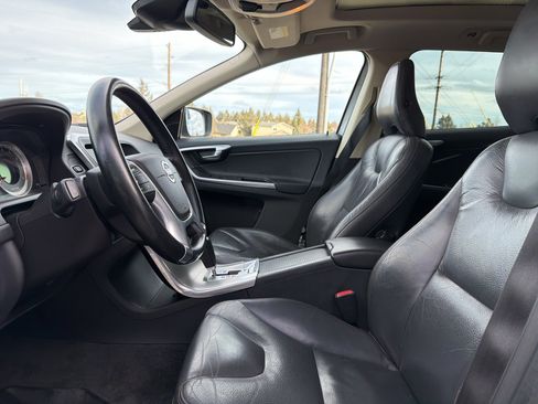 Used 2012 Volvo XC60 T6 image 13