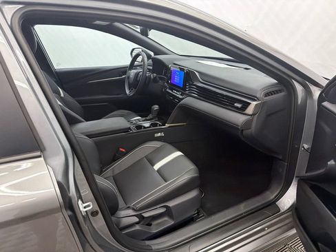 Used 2026 Toyota Camry SE w/ Convenience Package FWD image 14