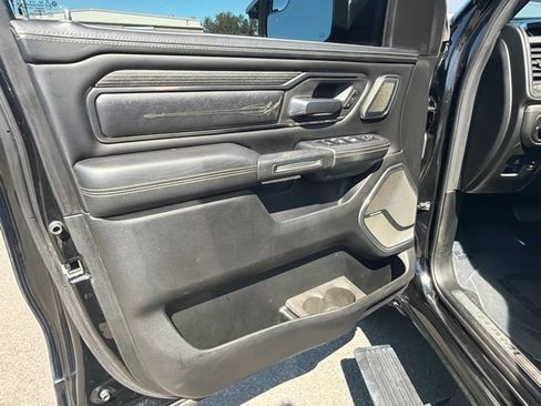 Used 2020 RAM 1500 Limited w/ Black Appearance Package AWD/4WD image 17