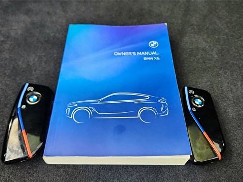 Used 2025 BMW X6 M60i image 61