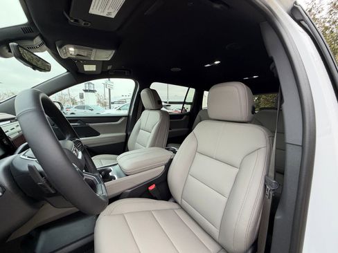 New 2026 GMC Acadia Elevation w/ Elevation Premium Package image 11