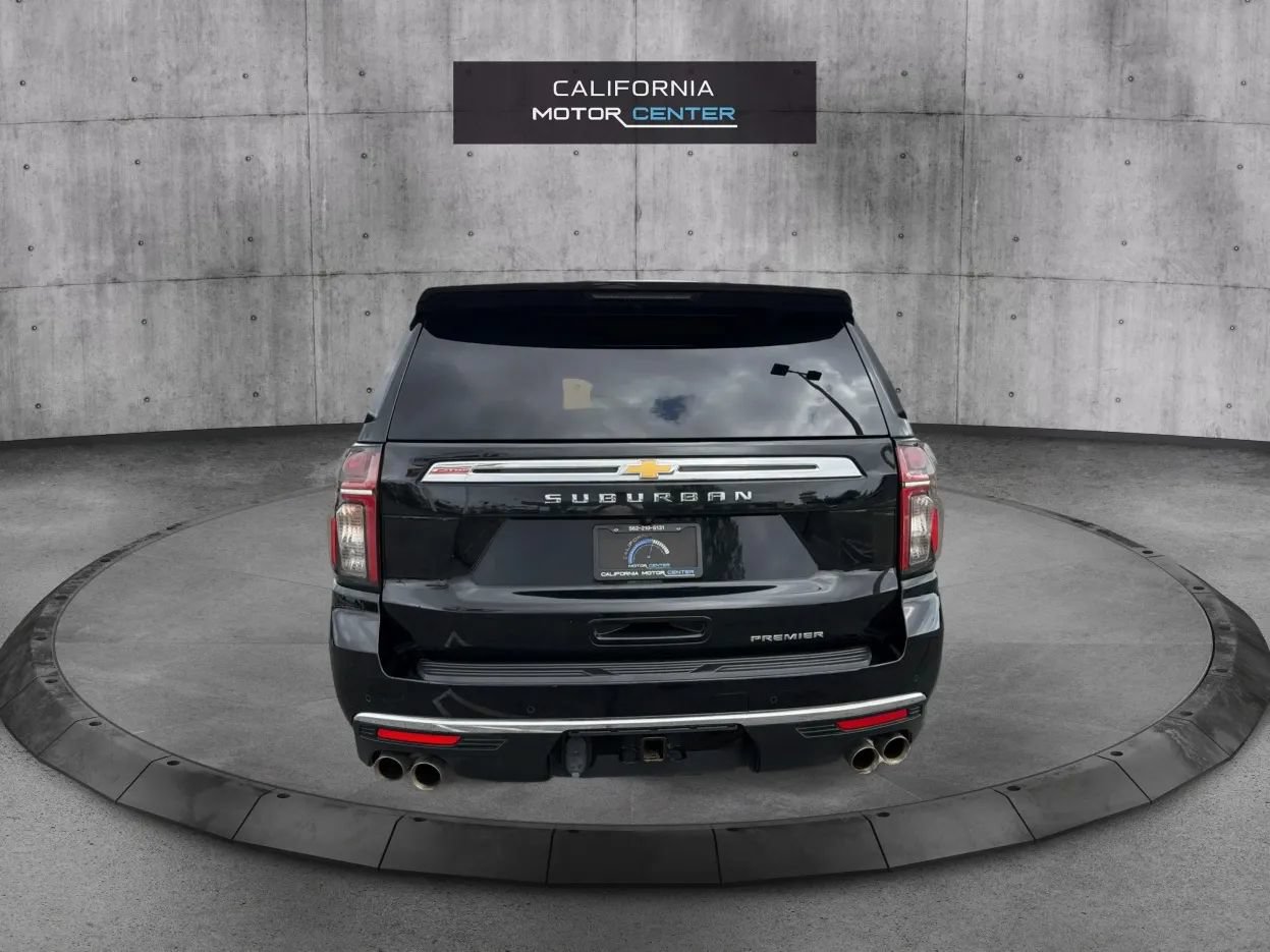 Used 2023 Chevrolet Suburban Premier AWD/4WD image 6