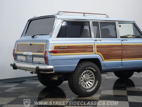 Used 1989 Jeep Grand Wagoneer AWD/4WD image 24