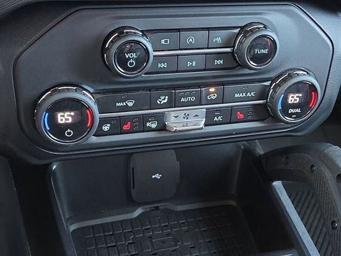 Used 2024 Ford Bronco Raptor image 24